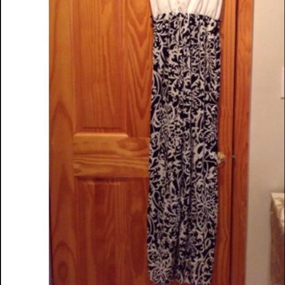 Jumpsuit - Picture 3 of 3